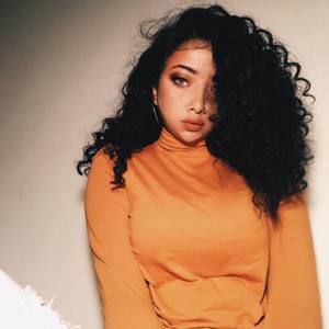 Meet your Posher, May